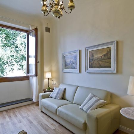San Marco Apartment Флоренция Стая снимка